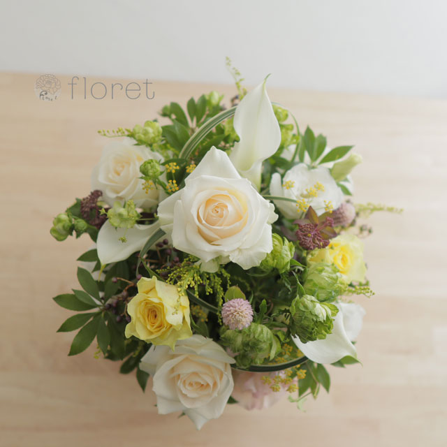 フラワーアレンジメント ナチュラルアレンジー05 (FBCD-3022) フラワーアレンジメント ナチュラルアレンジー05 (FBCD-3022)