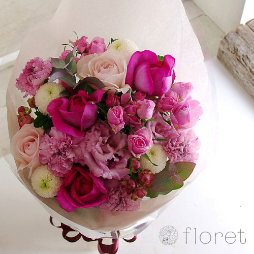 ピンクグラデーションの花束 丈長タイプ フラワーギフト 花の通販サイト フロレット
