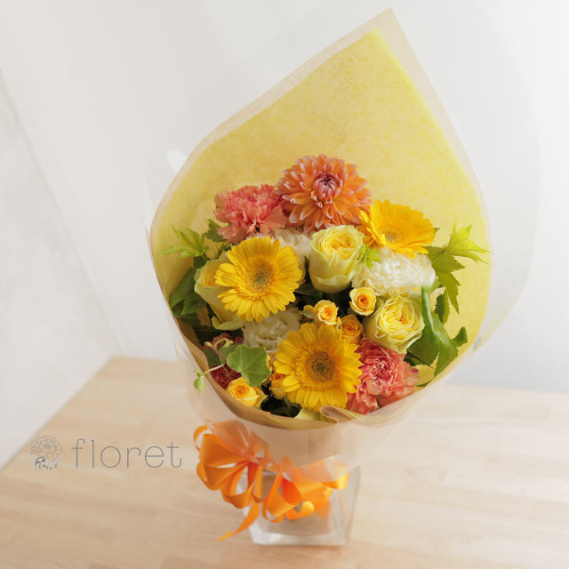 黄色オレンジの鮮やかな花束5