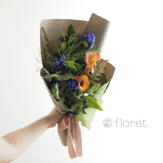 【秋限定】リンドウの入ったお任せ秋の花束4