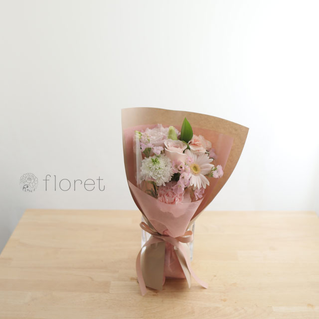 h　紫小花の花束　3/20までに発送必須 スリムな花束（お任せピンク系）｜フラワーギフト・花の通販
