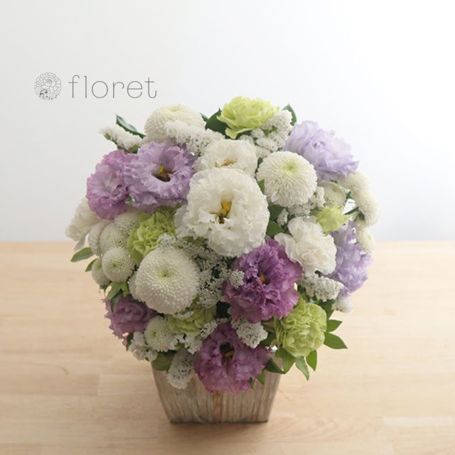 紫色のお供え・お悔み・供花アレンジメントM　サンプル画像A