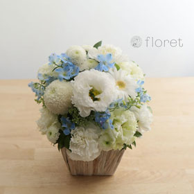 水色のお供え・お悔み・供花アレンジメントS