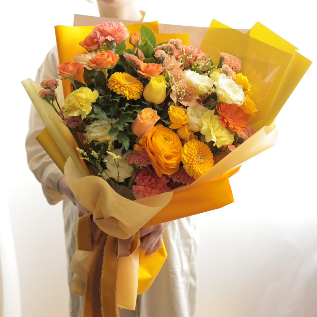 ブーケ セット オレンジ 大きく華やかな黄色オレンジ系花束｜フラワーギフト・花の通販サイト
