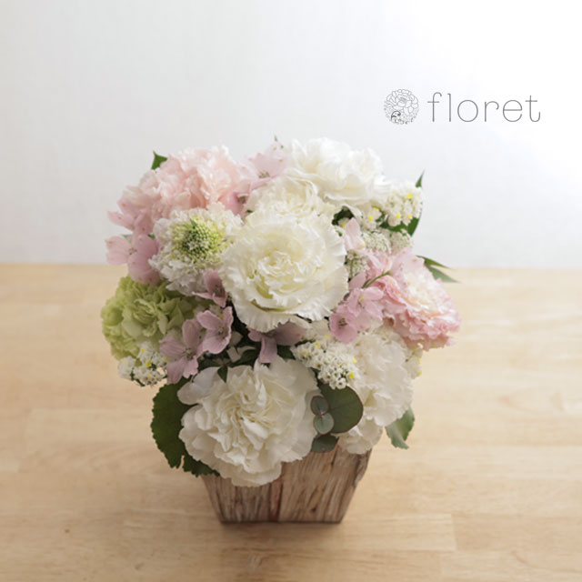 ピンク色のお供え・お悔み・供花アレンジメントS