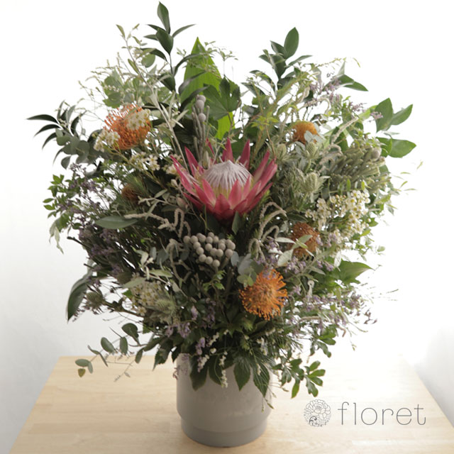 ワイルドで個性的なお祝い花 L　サンプル画像B